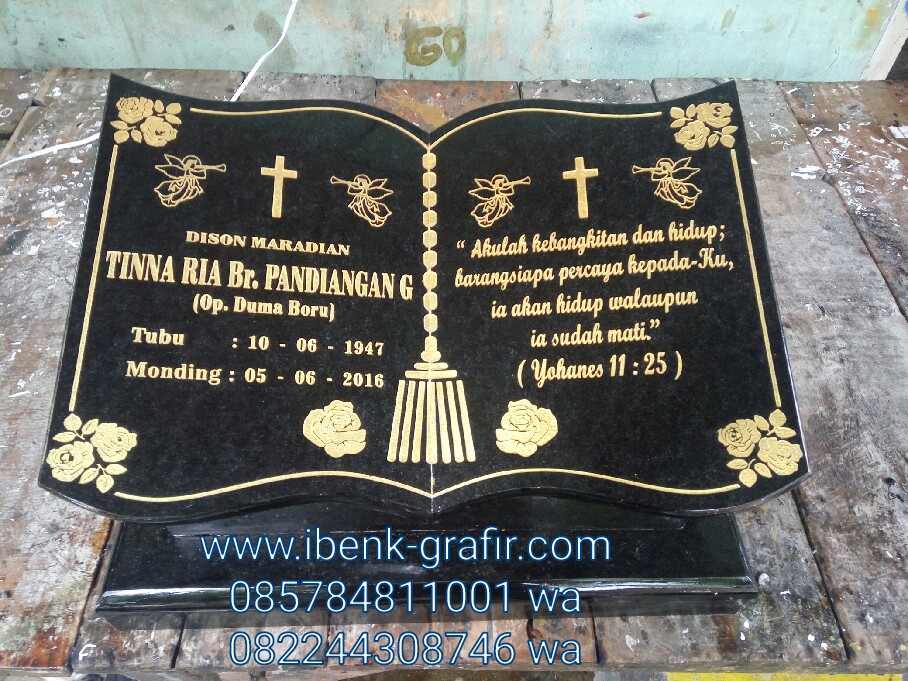 nisan motif buku