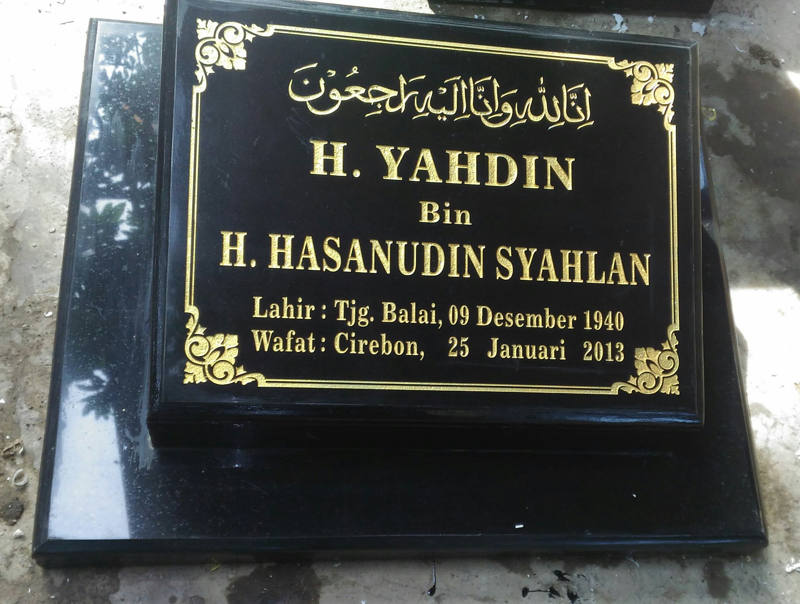 plakat nisan