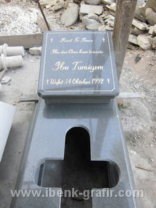 Bangunan Makam