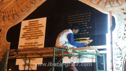 Grafir Dinding (Tembok abadi Taman Makam Pahlawan)